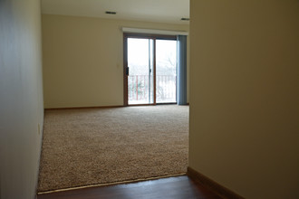 Indian Hills Terrace Apartments in Omaha, NE - Building Photo - Building Photo