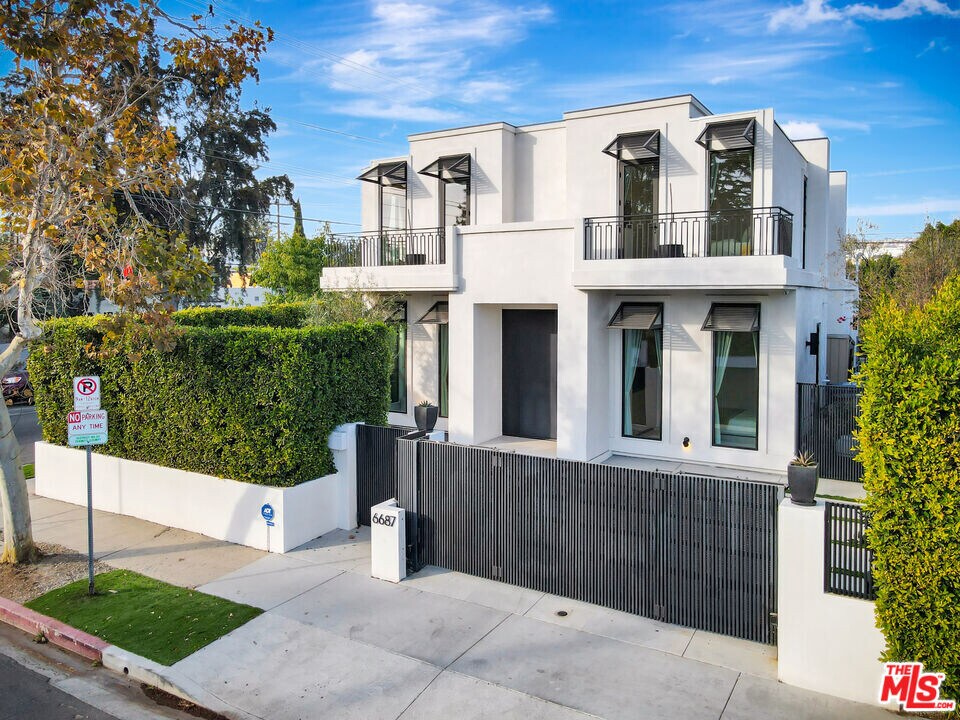 6687 Colgate Ave in West Hollywood, CA - Building Photo