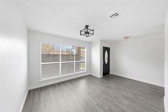 2303 Keyhole Ln in Houston, TX - Building Photo - Building Photo