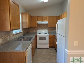 7 Whistlestop Dr in Guyton, GA - Building Photo - Building Photo