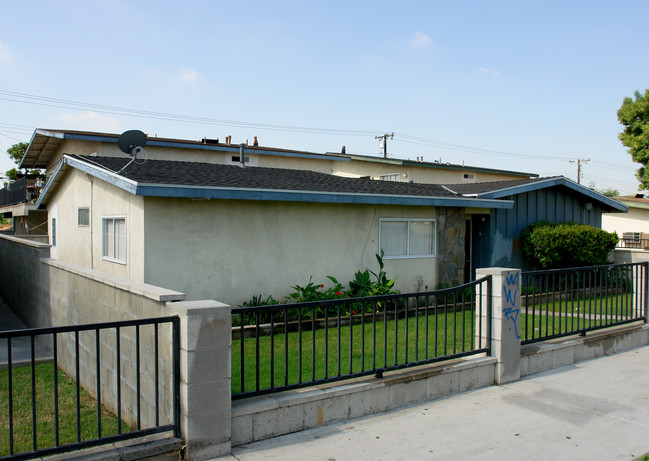 1802 E 4th St in Ontario, CA - Building Photo - Building Photo