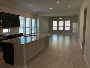 2835 Tortuga Verde in San Antonio, TX - Building Photo - Building Photo