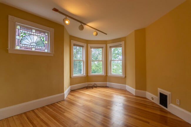 3 Parker Hill Ter, Unit 2