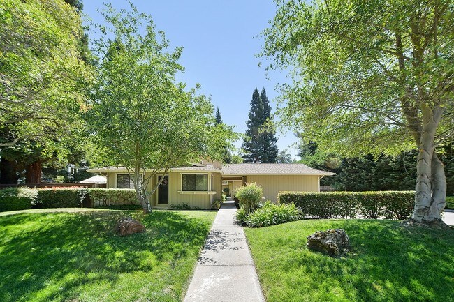 Units A-F in Danville, CA - Building Photo - Building Photo