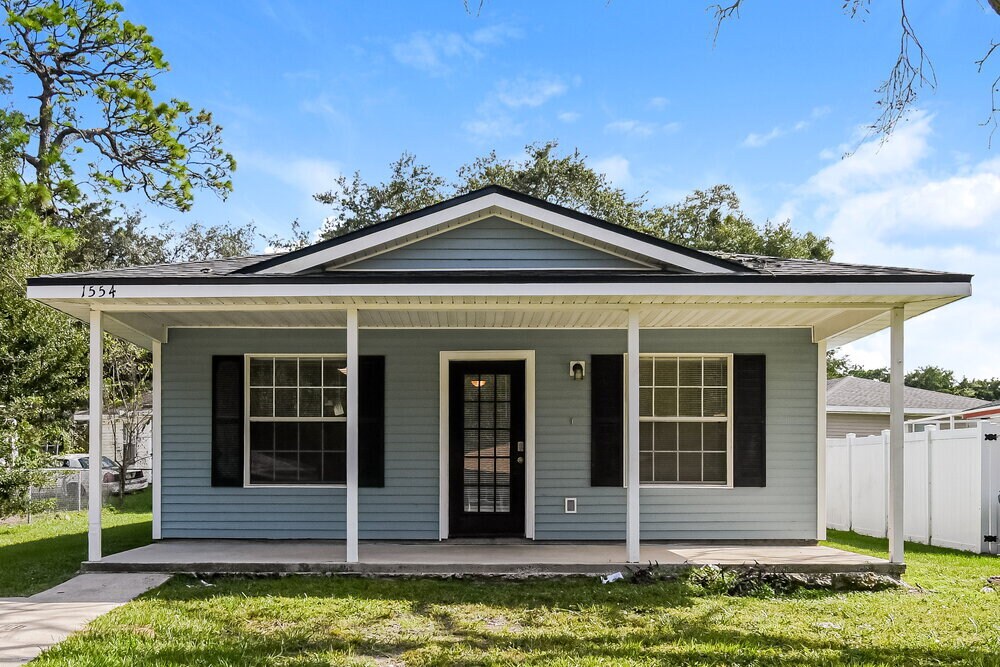 1554 Brook Forest Dr in Jacksonville, FL - Building Photo