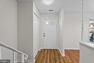 2108 Monaghan Dr in Herndon, VA - Building Photo - Building Photo