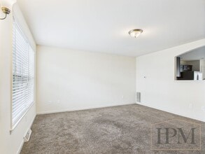 630 Lantern Ct in Red Lion, PA - Building Photo - Building Photo