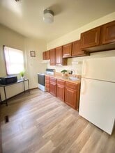 184 Grand Ave, Unit 1F in Johnson City, NY - Building Photo - Building Photo
