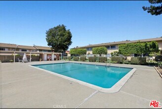 3500 W Manchester Blvd in Inglewood, CA - Building Photo - Building Photo