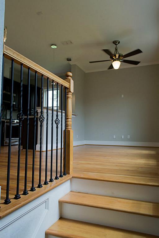 5545 Navarro St in Houston, TX - Foto de edificio - Building Photo