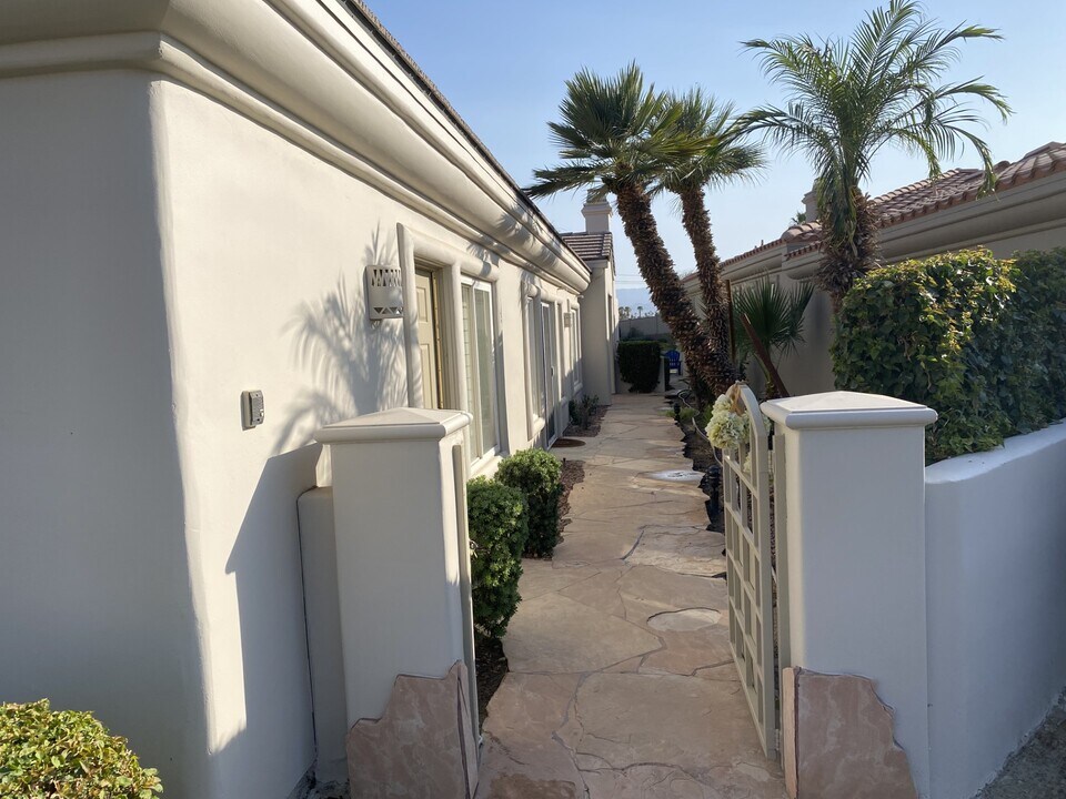 78052 Calle Norte in La Quinta, CA - Foto de edificio