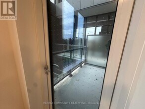 7439 Kingston Rd in Toronto, ON - Building Photo - Building Photo