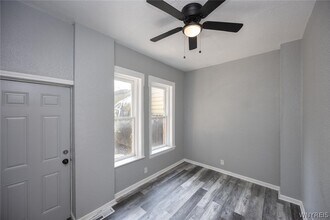 1023 15th St in Niagara Falls, NY - Foto de edificio - Building Photo