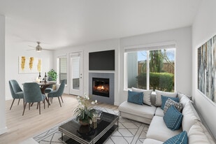 Sundance in Milton, WA - Building Photo