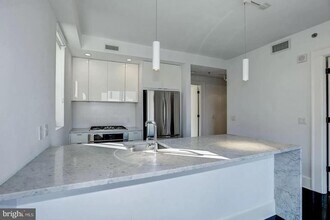 1011 M St NW in Washington, DC - Building Photo - Building Photo