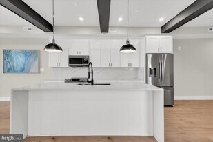 1915 Benning Rd NE in Washington, DC - Building Photo