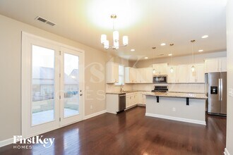 18314 McKee Rd in Charlotte, NC - Building Photo - Building Photo