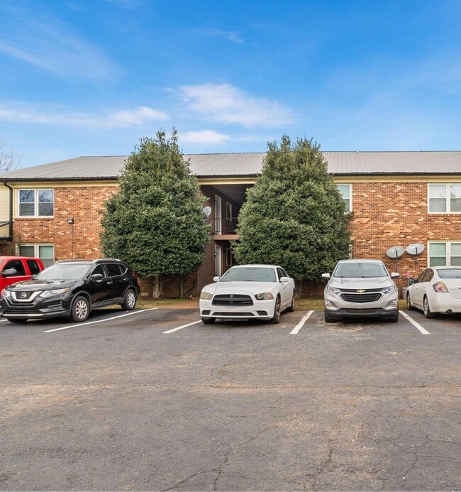 1614 Cypress Dr