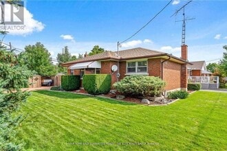 25 Buchanan Rd in St Catharines, ON - Building Photo - Building Photo