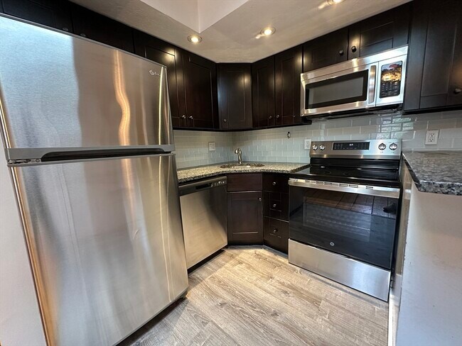 property at 26 E Springfield St