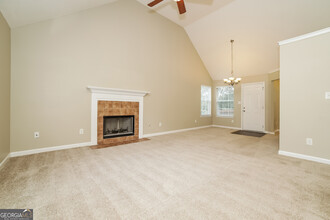6409 Hillview Ln in Douglasville, GA - Building Photo - Building Photo