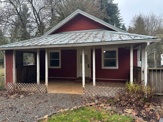 38879 Wendling Rd in Marcola, OR - Building Photo - Building Photo