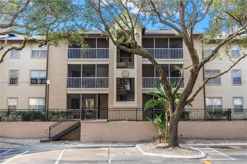 623 Dory Ln in Altamonte Springs, FL - Building Photo