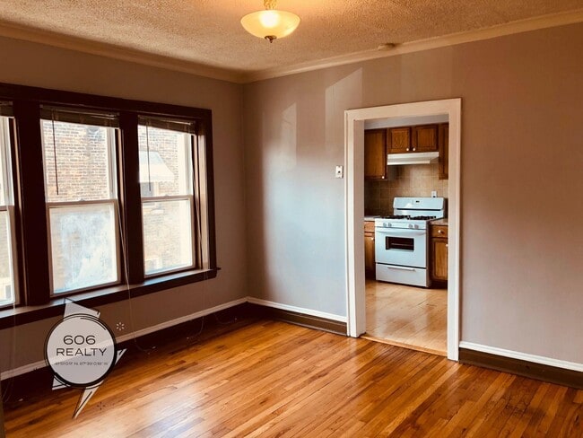 5218 W Crystal St in Chicago, IL - Building Photo - Building Photo