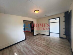 1326 E Olive St in Evansville, IN - Building Photo - Building Photo