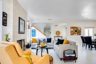 56 Mardi Gras Rd in Coronado, CA - Building Photo