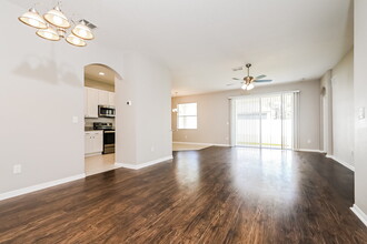 408 Thicket Crest Rd in Seffner, FL - Building Photo - Building Photo