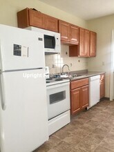 16 Tappan Ave in Attleboro, MA - Building Photo - Building Photo