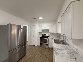 4410 Moana Dr in San Antonio, TX - Foto de edificio - Building Photo