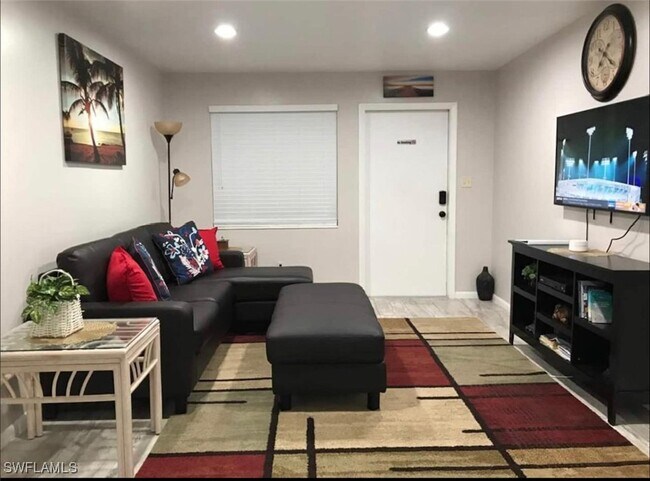 1136 Michigan Ave in Naples, FL - Building Photo - Building Photo