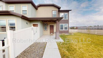 3625 Autumn Colors Dr in Elko, NV - Building Photo