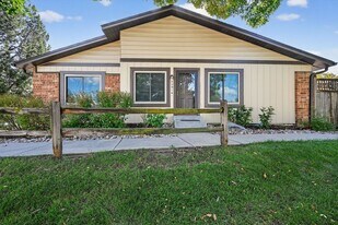 3501 S Kittredge St in Aurora, CO - Building Photo