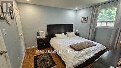 71 Grassington Crescent in Brampton, ON - Building Photo - Building Photo