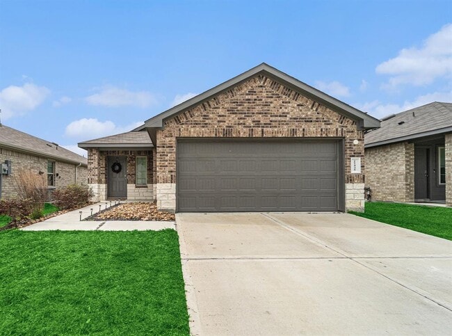 property at 22435 Forest Gorge Ln