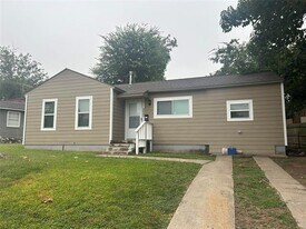 1726 Kirkwood Dr in Garland, TX - Building Photo