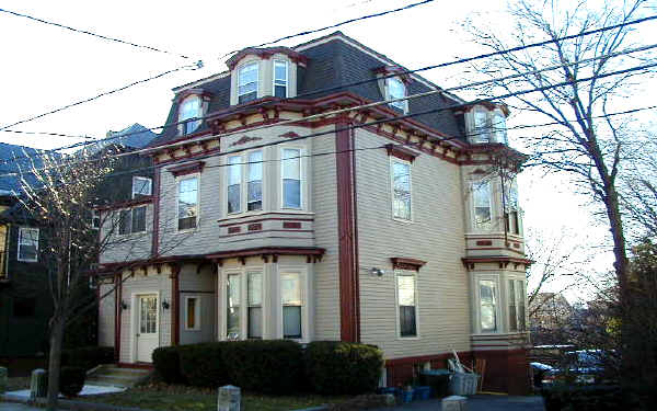 70 Columbus Ave in Somerville, MA - Foto de edificio - Building Photo