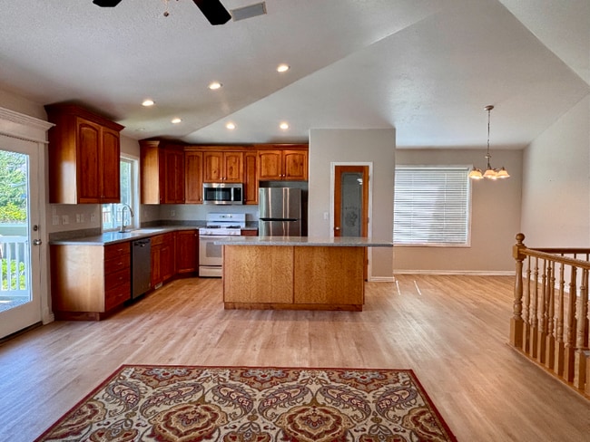 241 W 225 S in Providence, UT - Building Photo - Building Photo