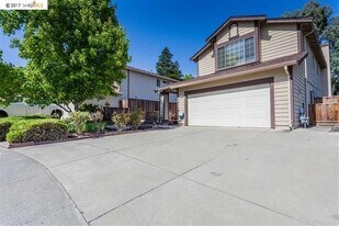 2708 Clover Ct in Antioch, CA - Building Photo
