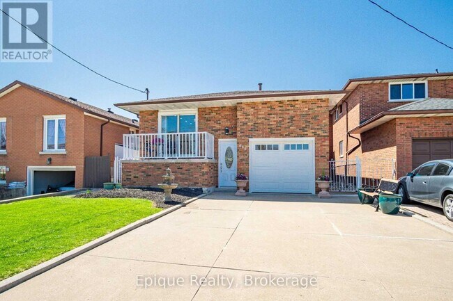 686 Limeridge Rd E in Hamilton, ON - Building Photo - Building Photo