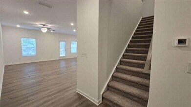 5399 Allegro Ln in Flowery Branch, GA - Building Photo - Building Photo