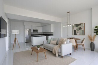 92 SW 3rd St, Unit 3512 in Miami, FL - Foto de edificio - Building Photo