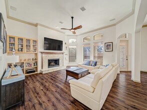 7000 Kenswick Dr in Plano, TX - Building Photo - Building Photo