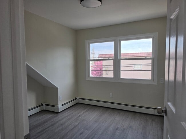 1615 78th St, Unit Fl 2 in North Bergen, NJ - Building Photo - Building Photo