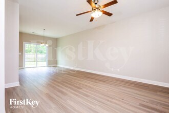 7840 Expedition Dr in North Charleston, SC - Building Photo - Building Photo