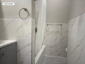140 W 75th St in New York, NY - Building Photo - Building Photo
