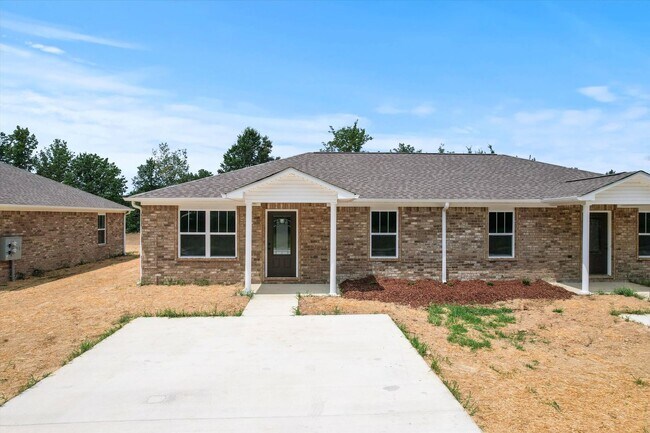 19853 Shady Acres Cir in Athens, AL - Building Photo - Building Photo